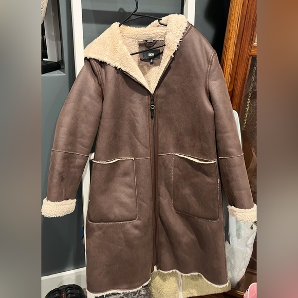 DKNY Brown Trench Coat with Cream Shearling - Picture 3 of 3